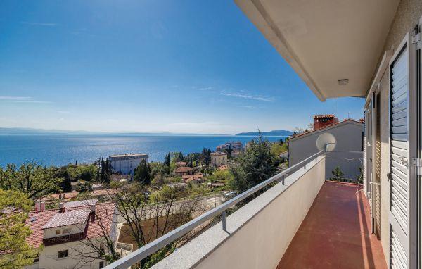 Leona Daire Lovran Dış mekan fotoğraf